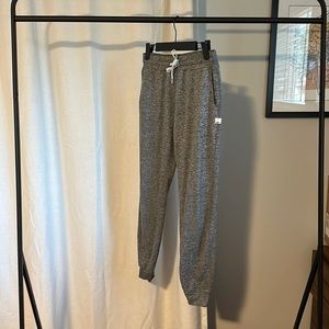 Like new Vuori performance jogger XXS